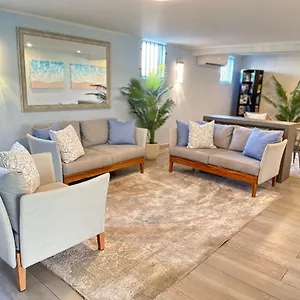 Blue Haven Apartment Christ Church