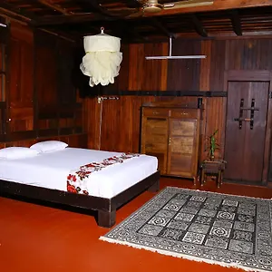 Villa Malayoram Heritage Munnar, Kumudi