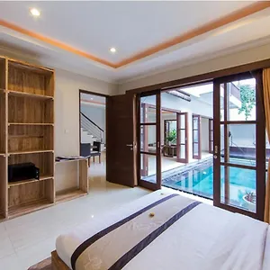 White Lotus Villa Seminyak (Bali)